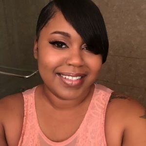 Meet your Posher, Tatamia